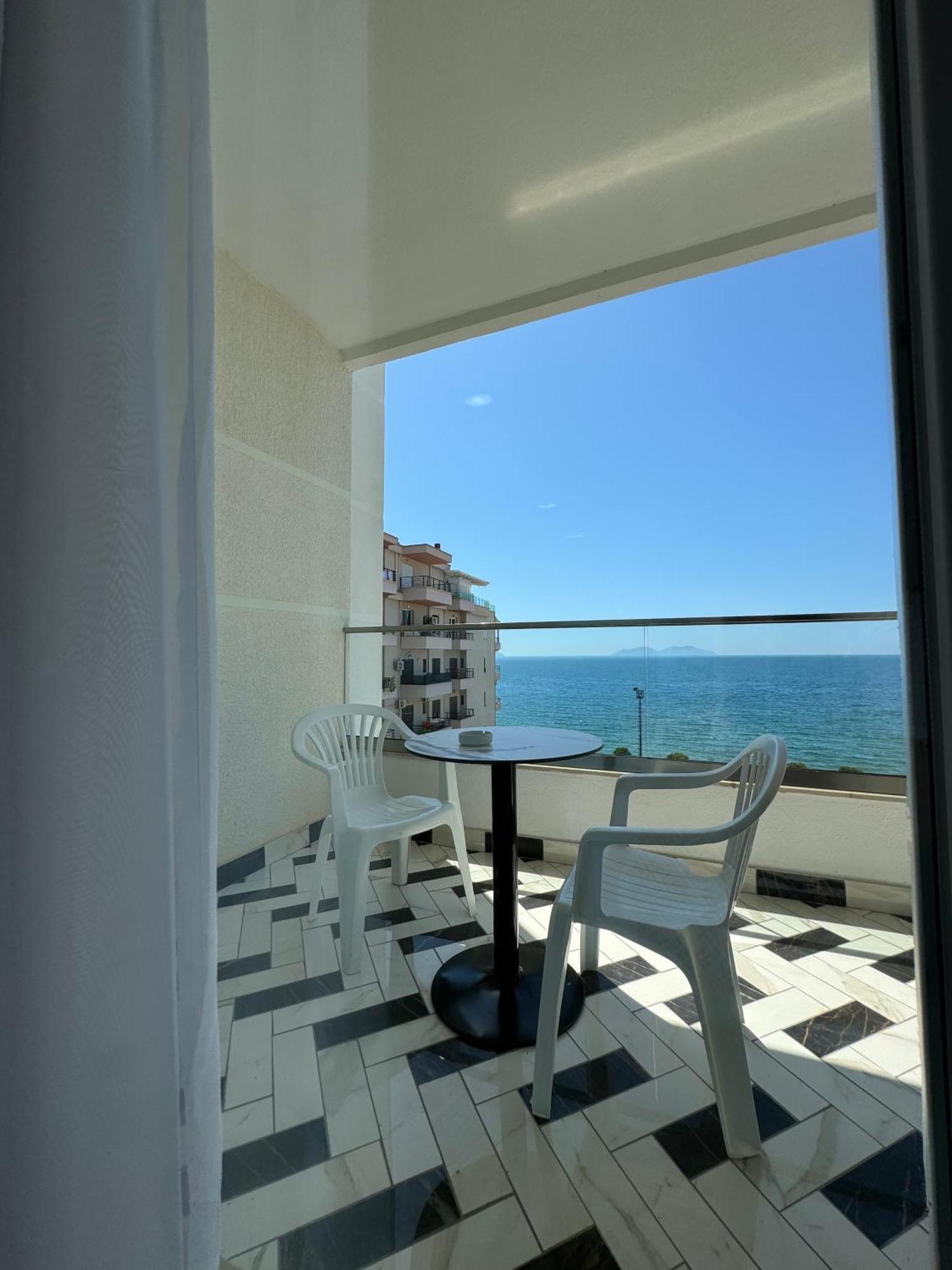 Hotel Britania Vlore Ruang foto