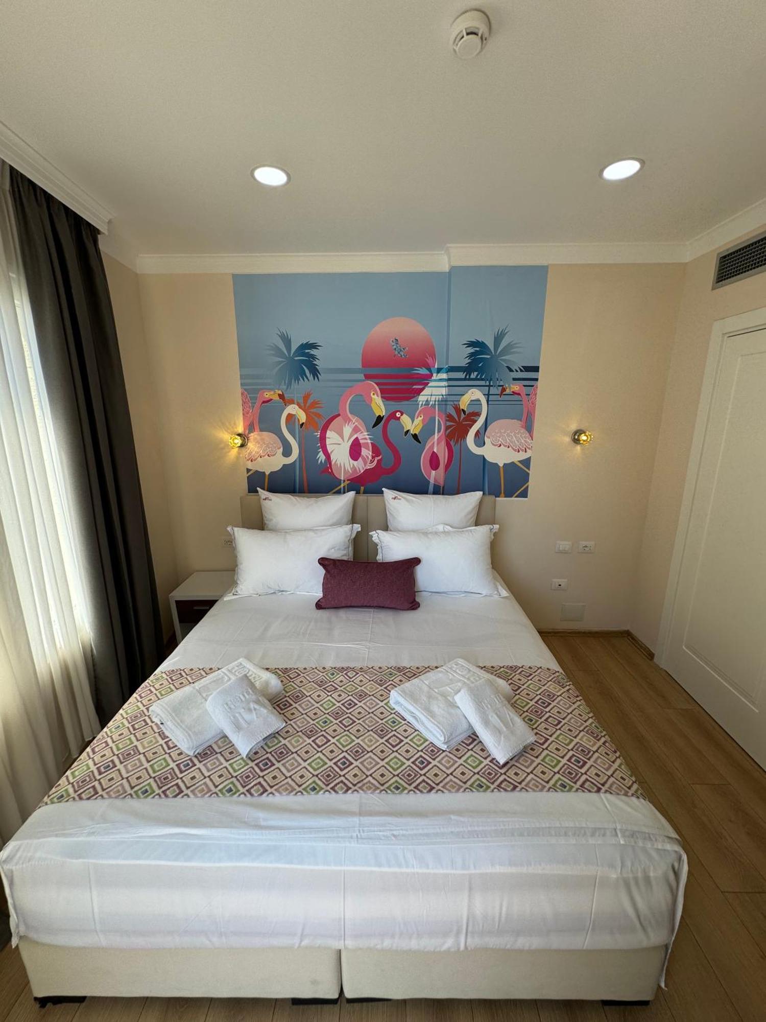 Hotel Britania Vlore Ruang foto
