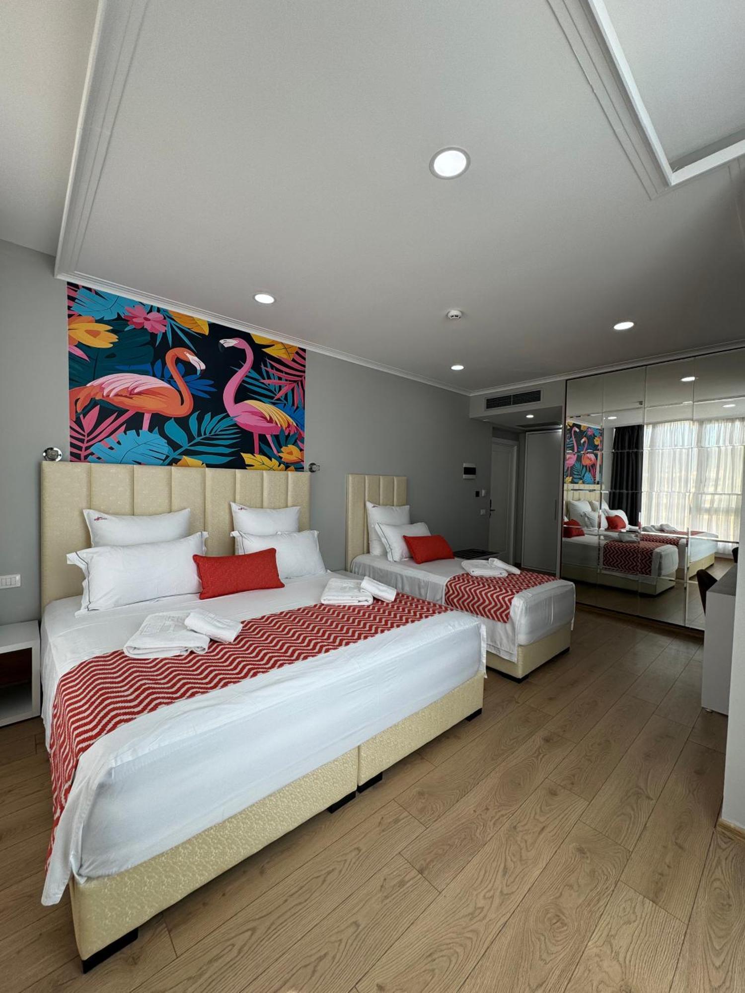 Hotel Britania Vlore Ruang foto