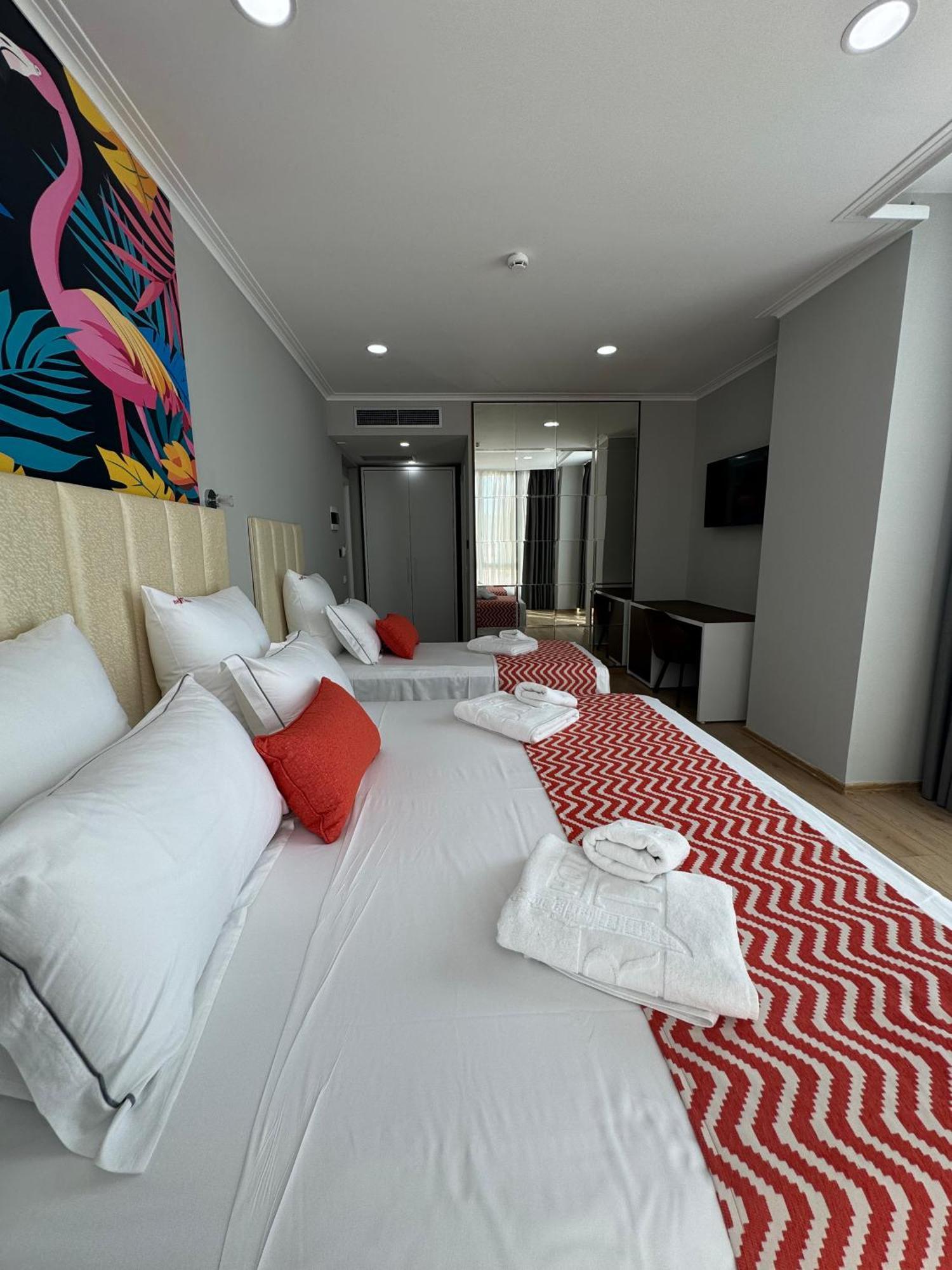 Hotel Britania Vlore Ruang foto