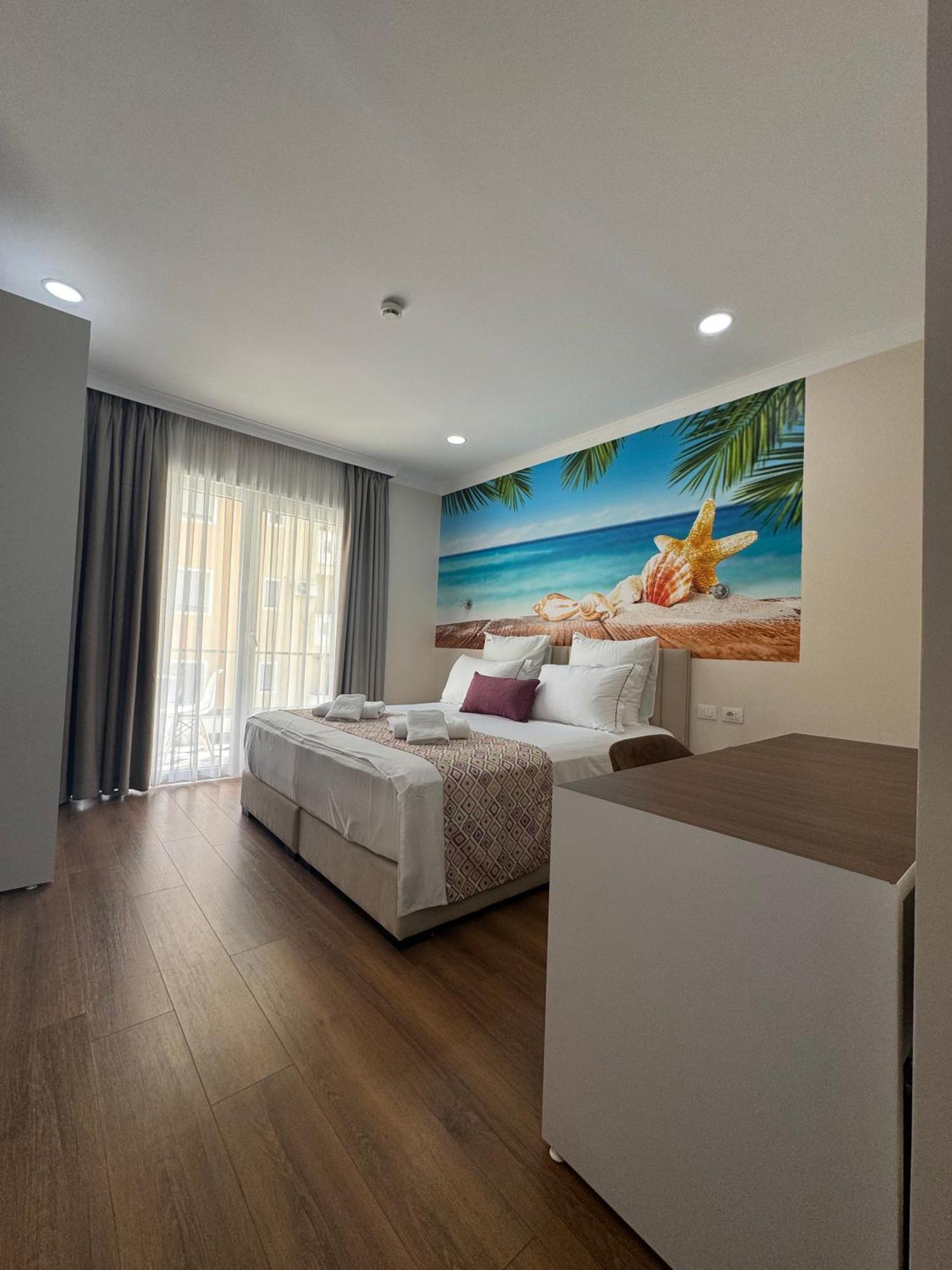 Hotel Britania Vlore Ruang foto
